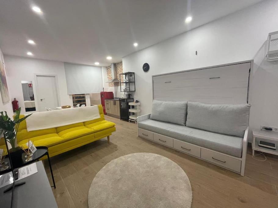 Estudio En Palacio La Latina Μαδρίτη Εξωτερικό φωτογραφία